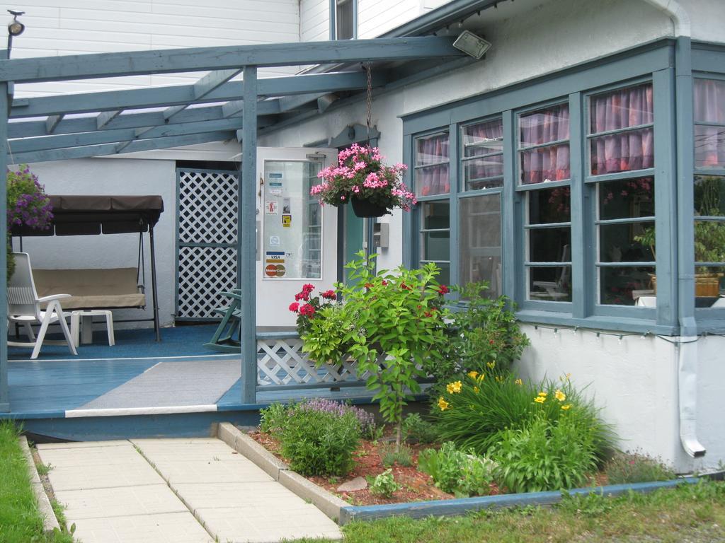 Maison Cadorette Saint-Jean-des Piles Exterior foto